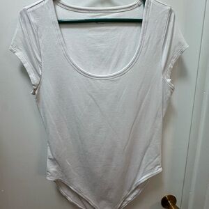 Never worn- Classic White Women's Short Sleeve Bodysuit